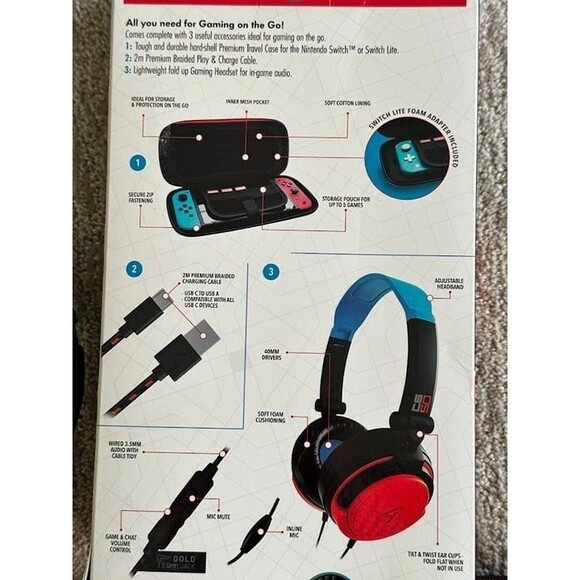 4Gamers Premium Travel Kit Compatible with Nintendo Switch/Lite/OLED - Picture 3 of 3